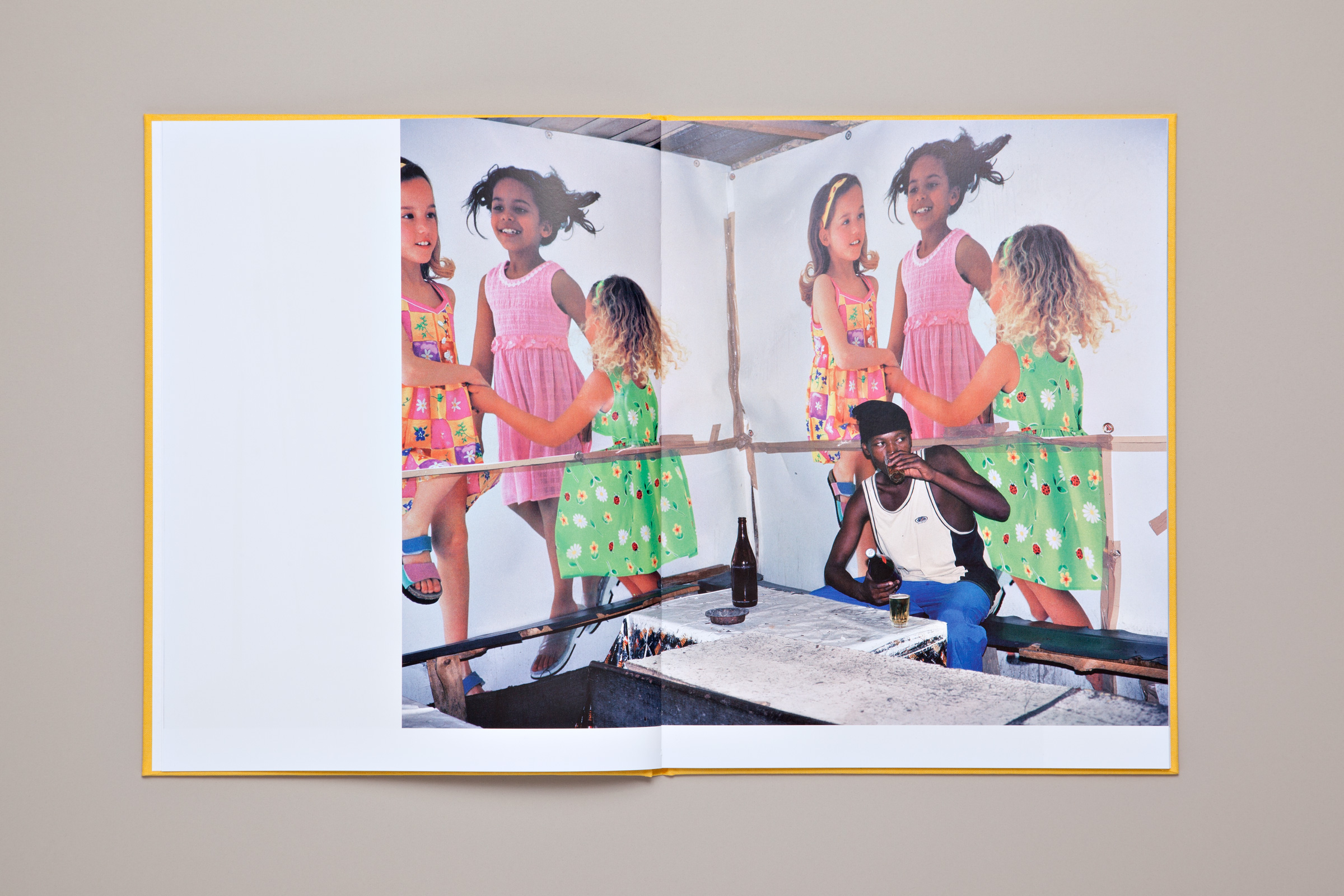 photo-eye Bookstore, Die Son Sien Alles by Viviane Sassen